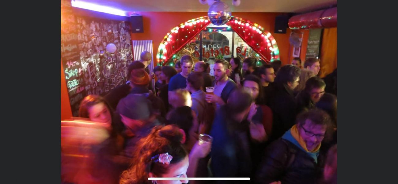 C’est Nouvel a la Bretelle